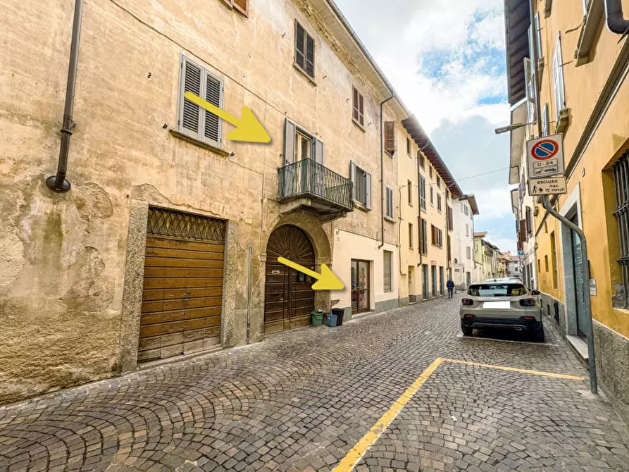 Immagine 13 di Appartamento in vendita  in Via Tornielli, 33 a Borgomanero