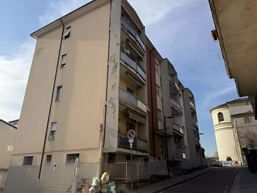 Immagine 11 di Appartamento in vendita  in Via Giuseppe Verdi, 190 a Calusco D'adda