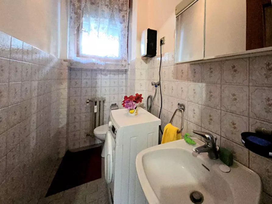 Immagine 11 di Appartamento in vendita  in Viale Lombardia a Buccinasco