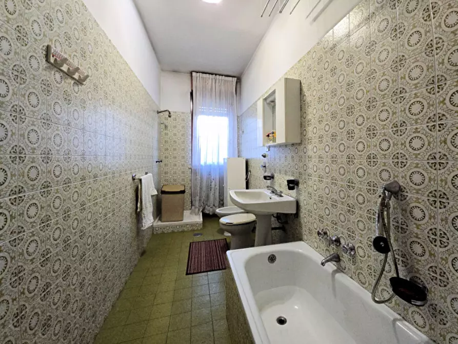 Immagine 16 di Appartamento in vendita  in Viale Lombardia a Buccinasco