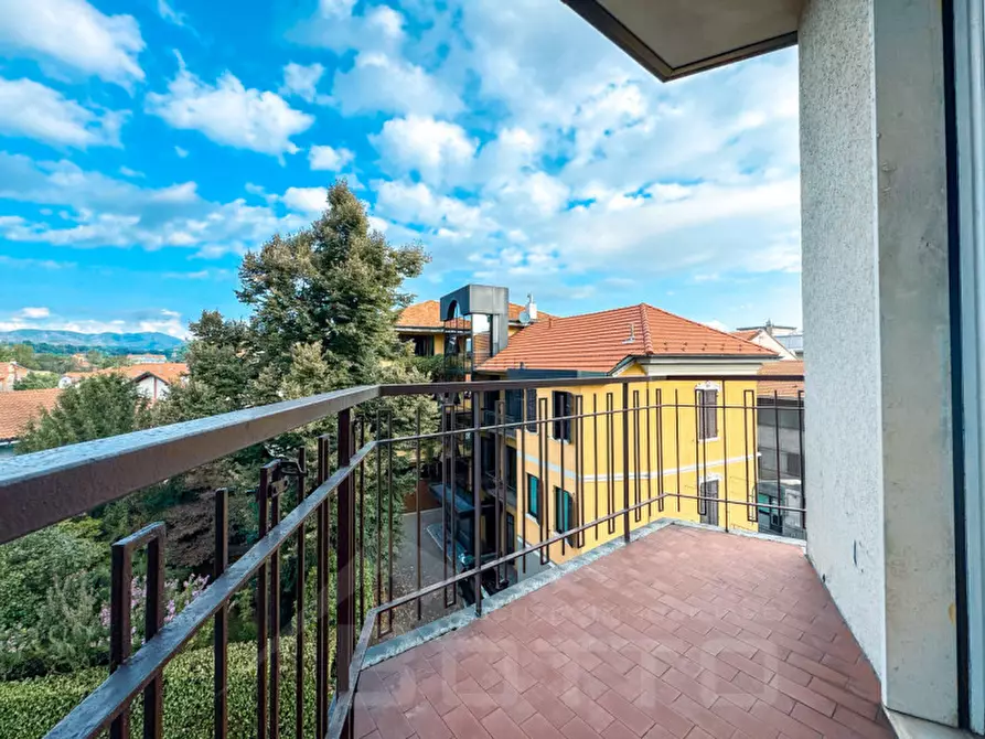 Immagine 4 di Appartamento in vendita  in corso sempione 81 a Borgomanero