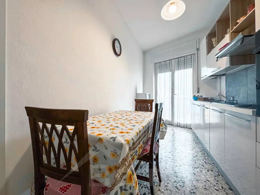 Immagine 6 di Appartamento in vendita  in corso sempione 81 a Borgomanero