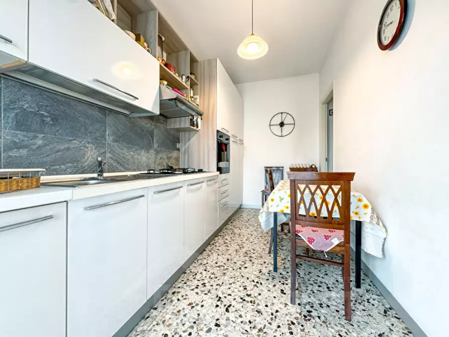 Immagine 7 di Appartamento in vendita  in corso sempione 81 a Borgomanero