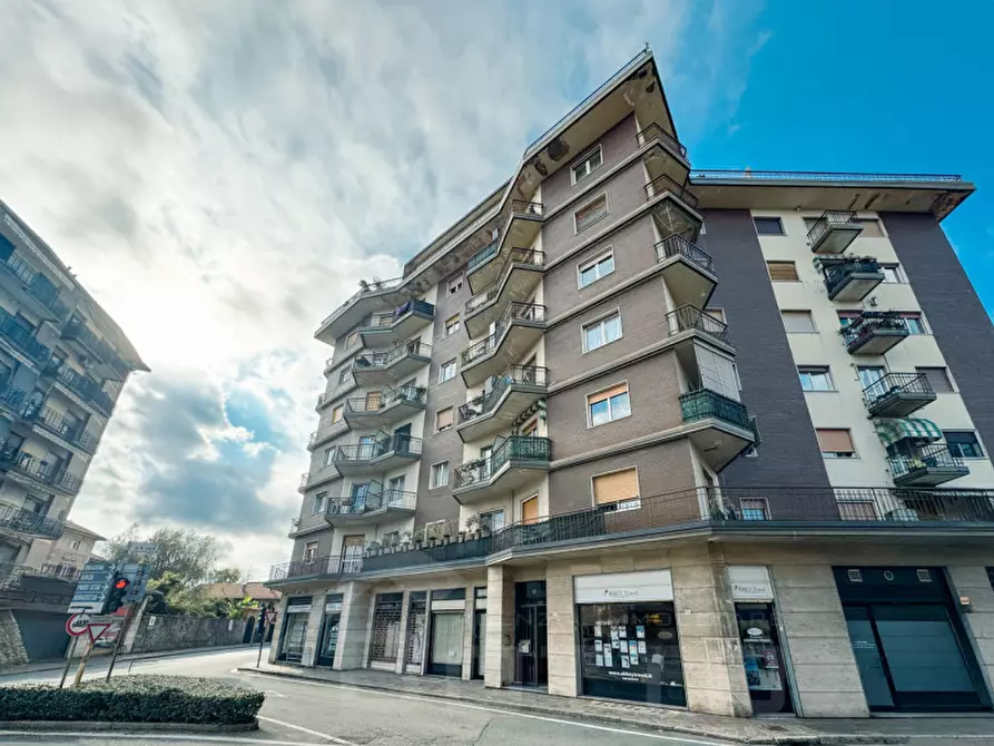 Immagine 15 di Appartamento in vendita  in corso sempione 81 a Borgomanero