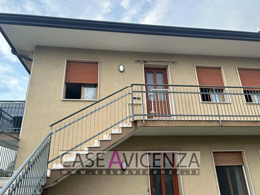 Immagine 2 di Appartamento in vendita  in Via Roma a Grisignano Di Zocco