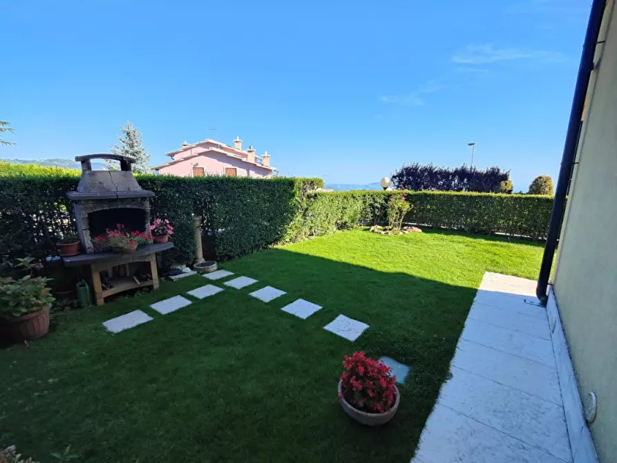 Immagine 1 di Appartamento in vendita  in Villaggio Aurora, 27 a Bosco Chiesanuova