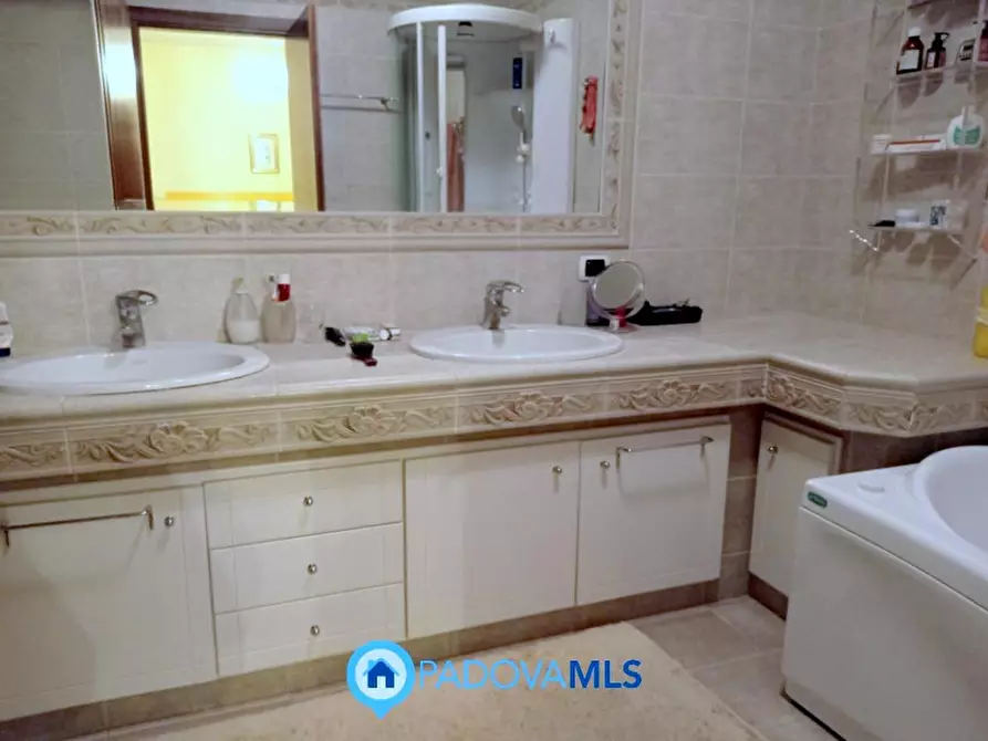 Immagine 8 di Villa in vendita  in Via Cappello a Noventa Padovana