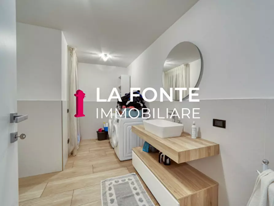 Immagine 12 di Villa in vendita  in via venezia a Vigonza