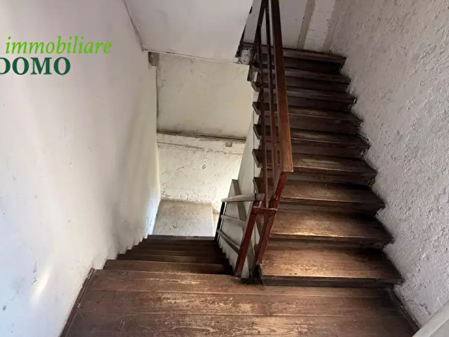 Immagine 5 di Palazzo in vendita  a Valdagno