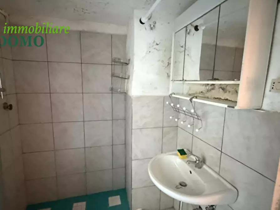 Immagine 15 di Palazzo in vendita  a Valdagno