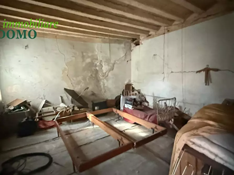 Immagine 22 di Palazzo in vendita  a Valdagno