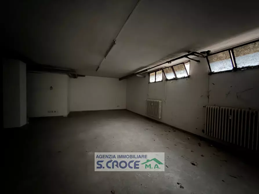 Immagine 5 di Negozio in affitto  a Padova