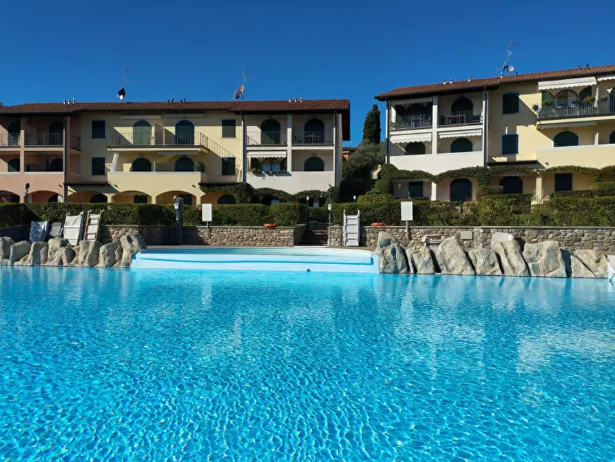 Immagine 1 di Appartamento in vendita  in via don francesco mercanti 12 a Polpenazze Del Garda
