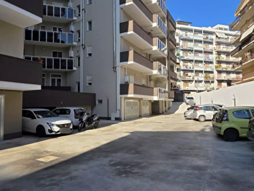 Immagine 10 di Garage in vendita  in Via Colonnello Francesco Bertè,26 a Milazzo