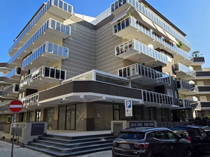 Immagine 14 di Garage in vendita  in Via Colonnello Francesco Bertè,26 a Milazzo