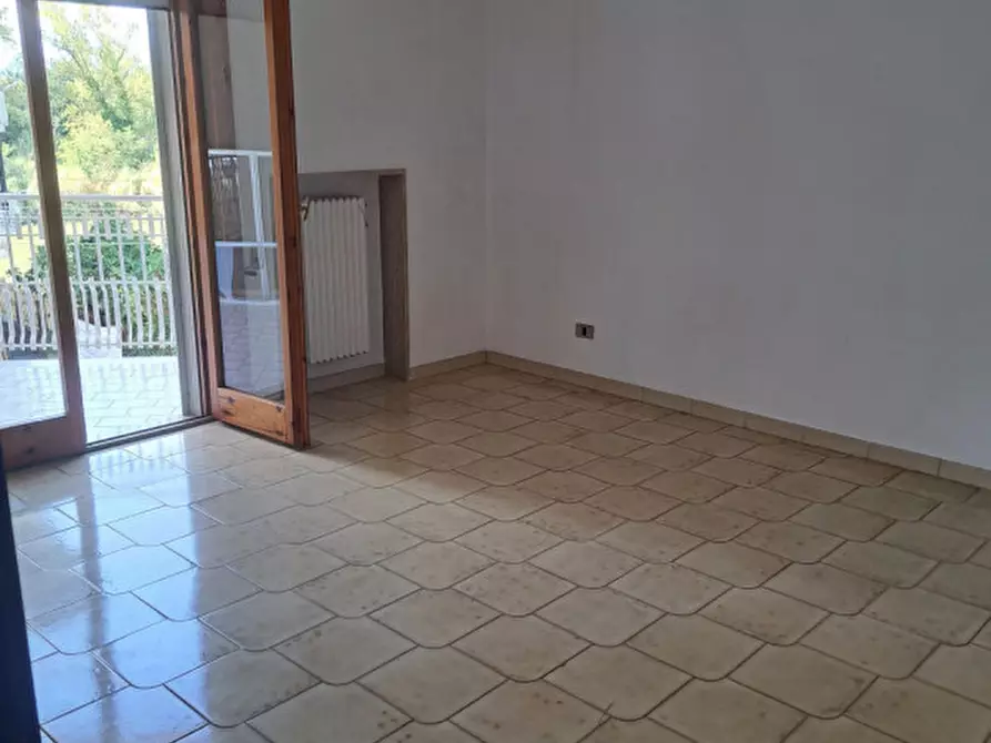 Immagine 3 di Appartamento in affitto  in VIA FORLI a Battipaglia