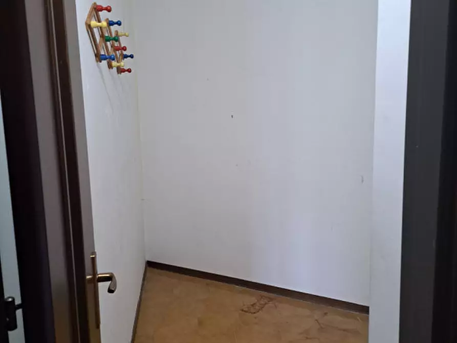 Immagine 5 di Appartamento in affitto  in VIA FORLI a Battipaglia