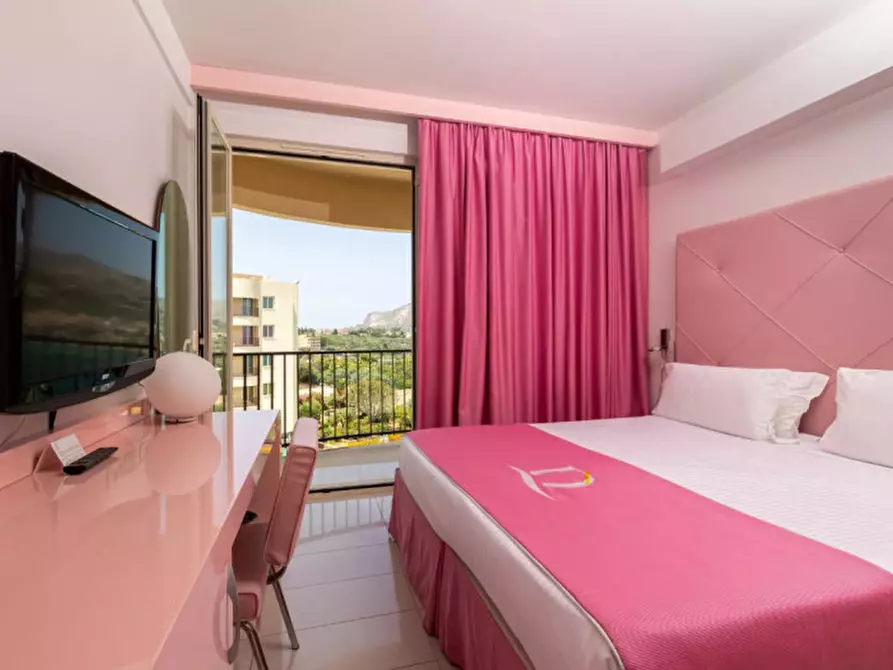 Immagine 4 di Camera in affitto  in SS 113 Settentrionale Sicula a Palermo