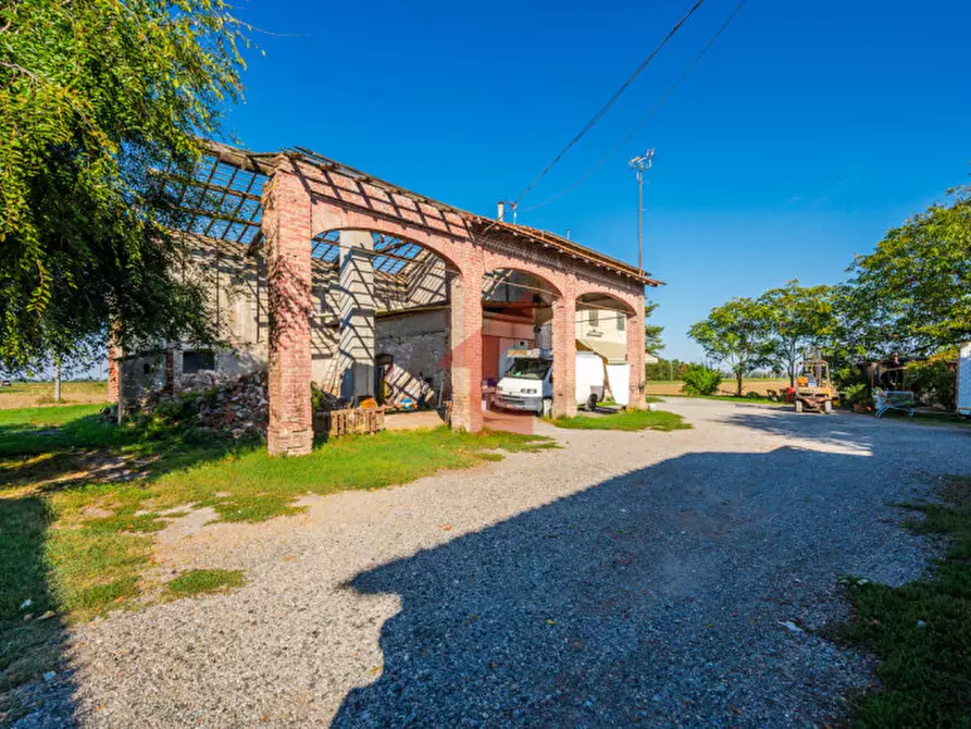 Immagine 11 di Rustico / casale in vendita  in paroletta 61 a Fontanellato