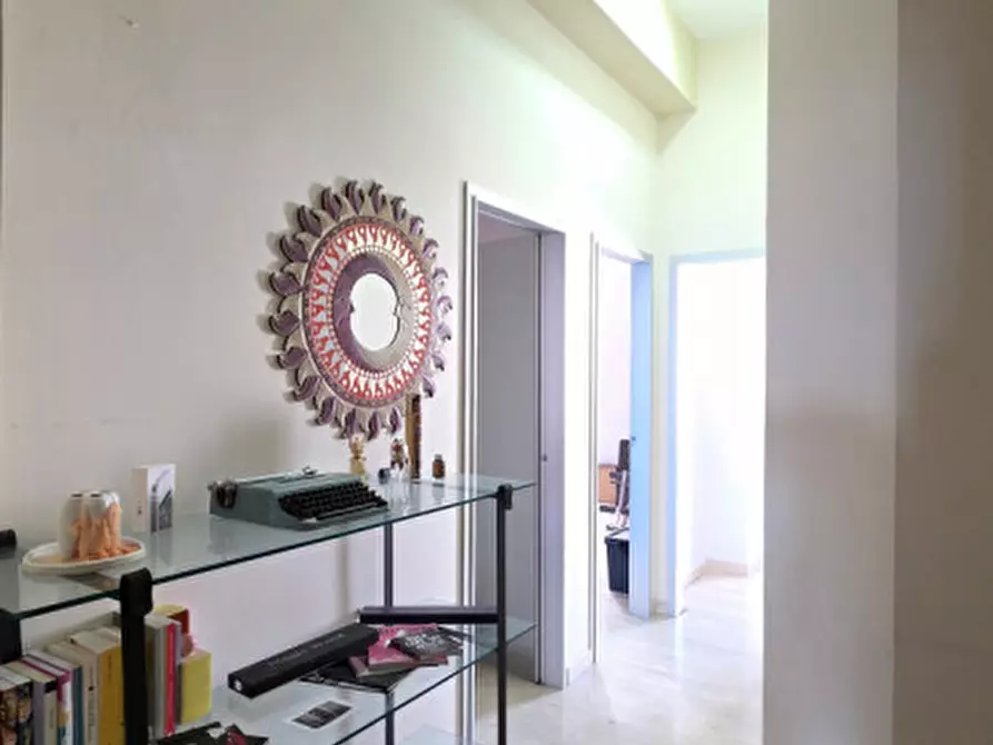 Immagine 2 di Ufficio in vendita  in Via Francesco Crispi,33 a Milazzo