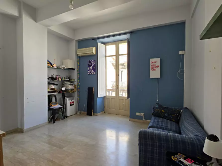 Immagine 8 di Ufficio in vendita  in Via Francesco Crispi,33 a Milazzo