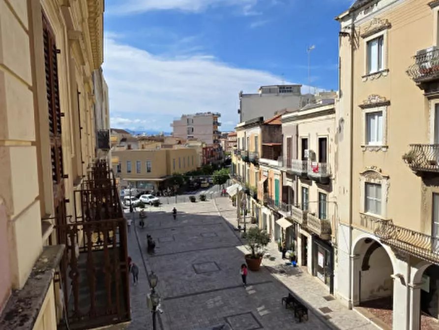 Immagine 10 di Ufficio in vendita  in Via Francesco Crispi,33 a Milazzo