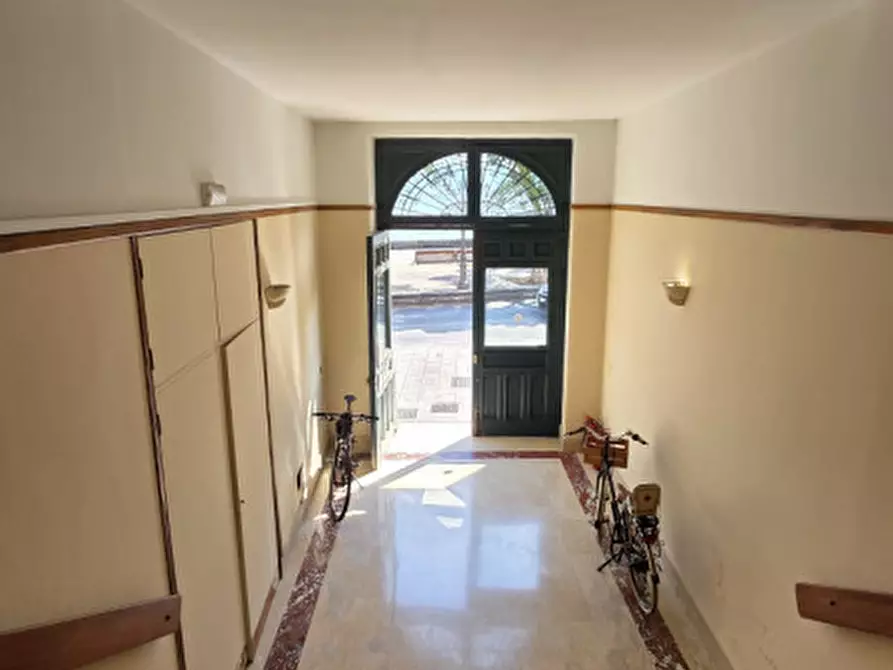 Immagine 19 di Ufficio in vendita  in Via Francesco Crispi,33 a Milazzo