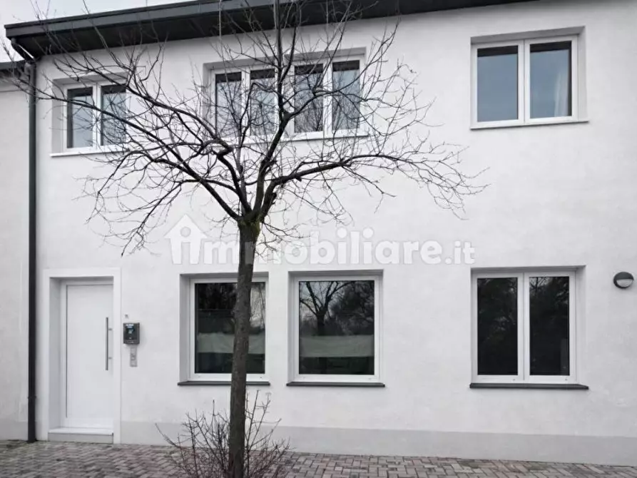 Immagine 2 di Appartamento in vendita  in via manzoni, 28 a Bolzano Vicentino