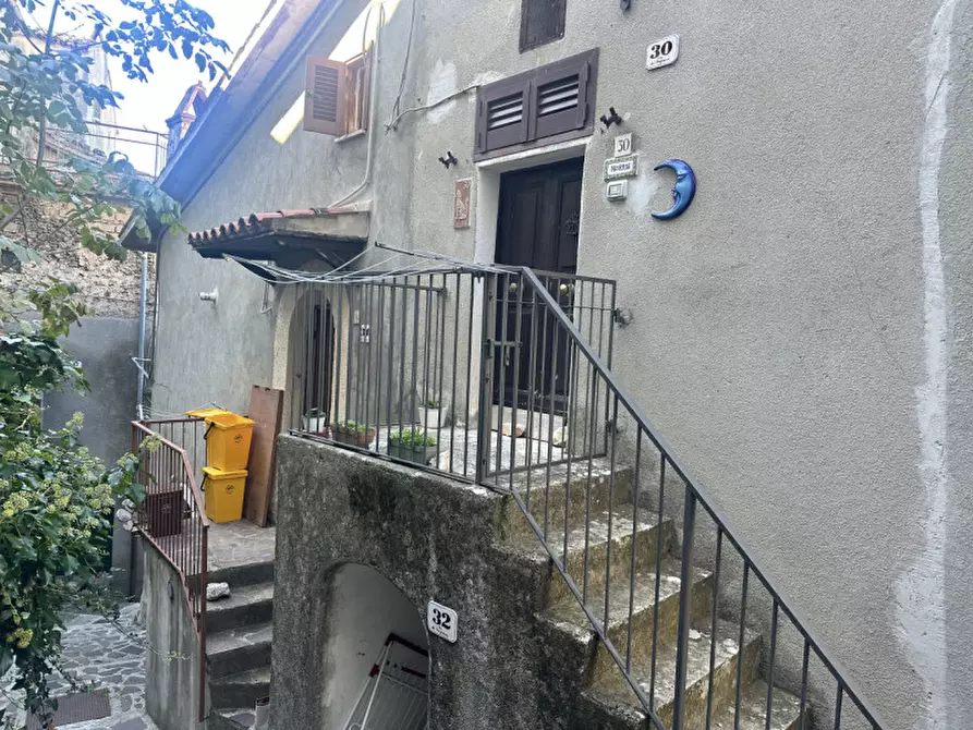 Immagine 2 di Appartamento in vendita  in Via del Progresso 102 a Cervara Di Roma