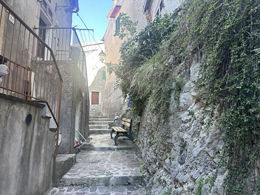 Immagine 3 di Appartamento in vendita  in Via del Progresso 102 a Cervara Di Roma