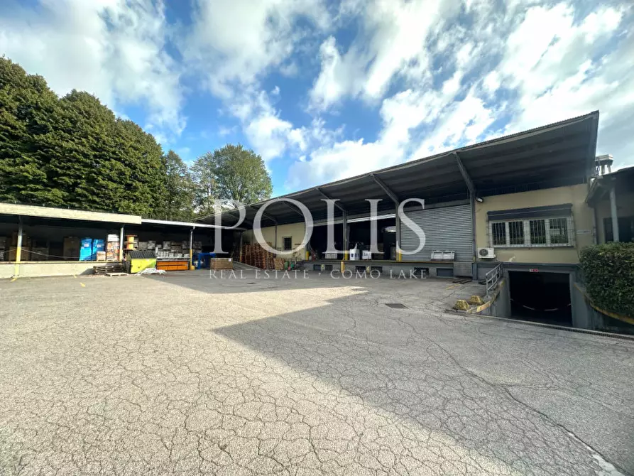 Immagine 8 di Capannone industriale in vendita  a Como