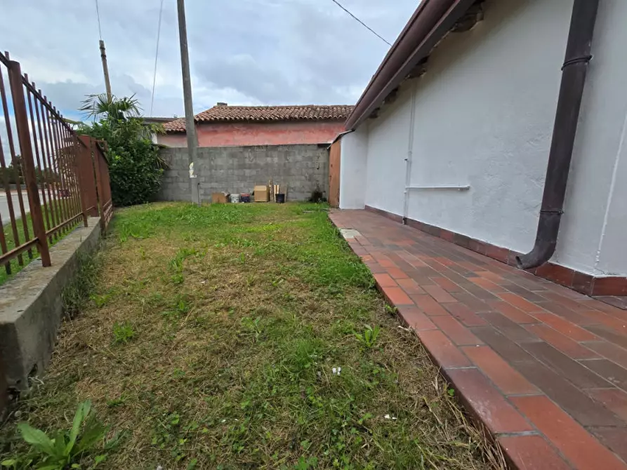 Immagine 4 di Appartamento in vendita  in Fosso' a Fosso'