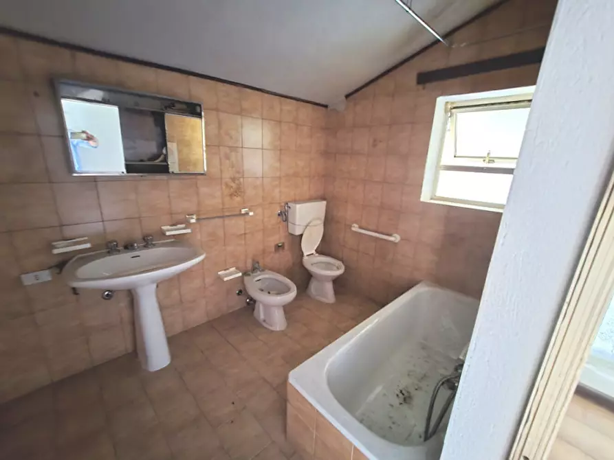 Immagine 15 di Appartamento in vendita  in Fosso' a Fosso'