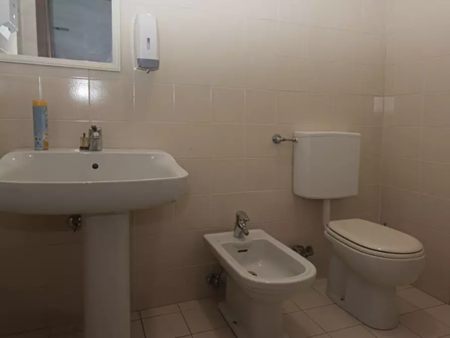 Immagine 12 di Ufficio in affitto  in Via Pavia 11/B a Rivoli