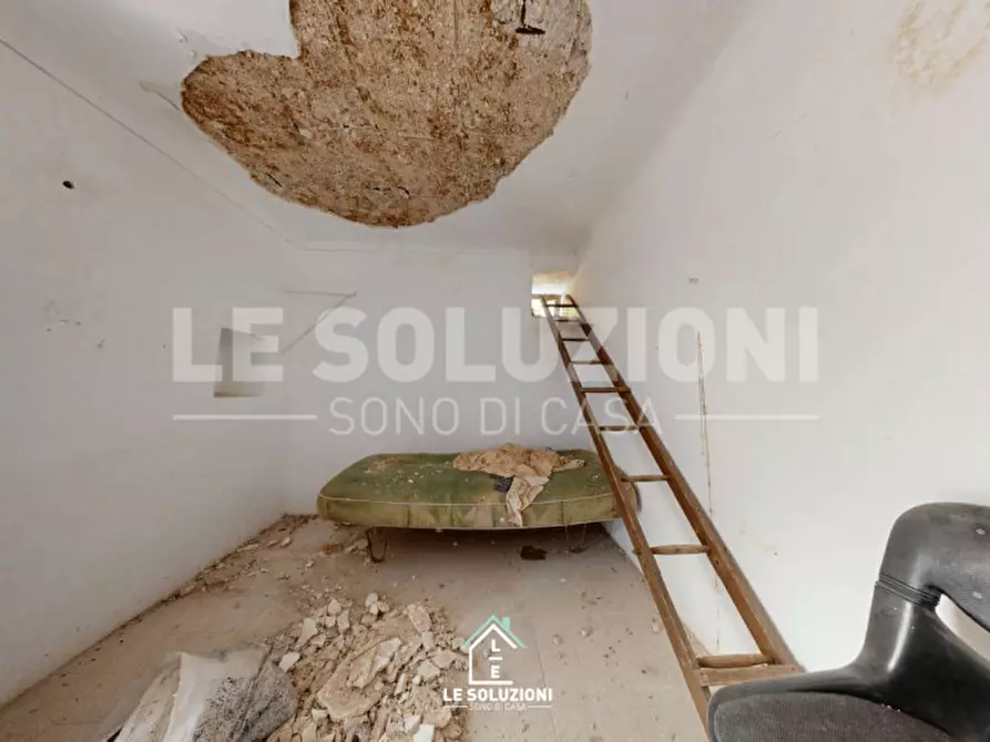 Immagine 9 di Magazzino in vendita  in Strada Comunale Traversa di Via Pozzo Martino a Putignano