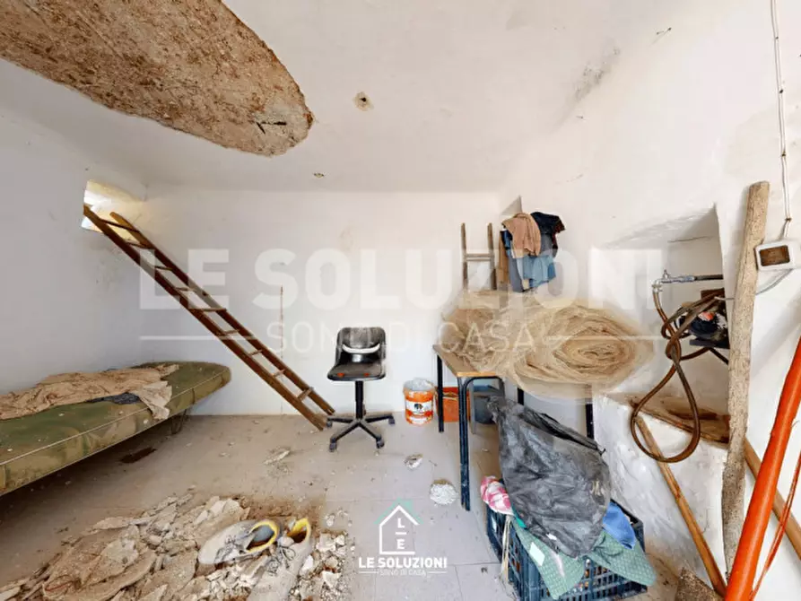 Immagine 9 di Magazzino in vendita  in Strada Comunale Traversa di Via Pozzo Martino a Putignano