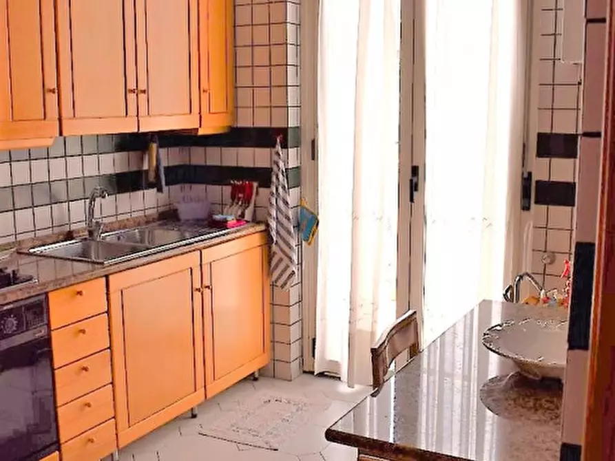 Immagine 15 di Attico in affitto  in VIA C. BATTISTI 237 a Pescara