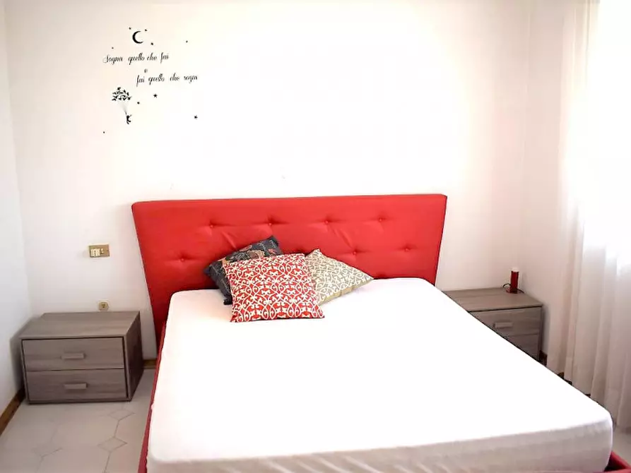 Immagine 20 di Attico in affitto  in VIA C. BATTISTI 237 a Pescara