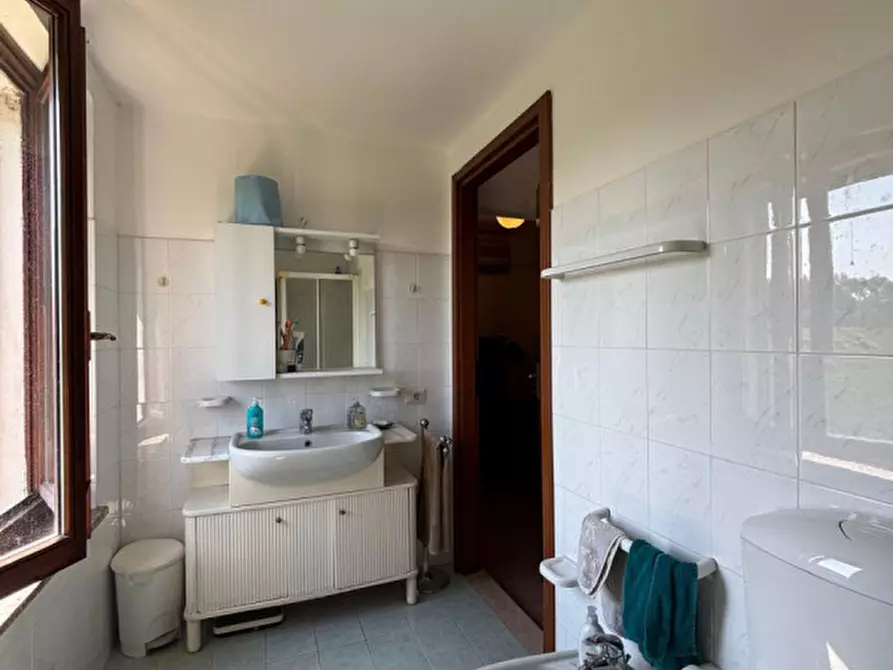 Immagine 2 di Camera in affitto  in Srada Argine sinistro del Parma 82 a Colorno