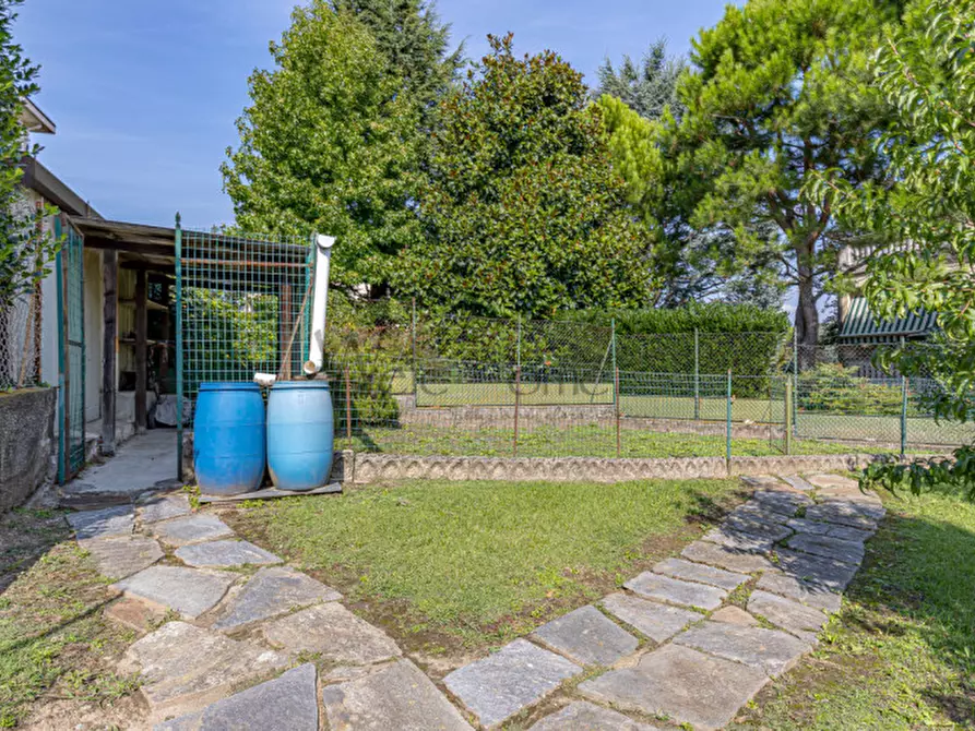 Immagine 16 di Villa in vendita  a Lurago D'erba