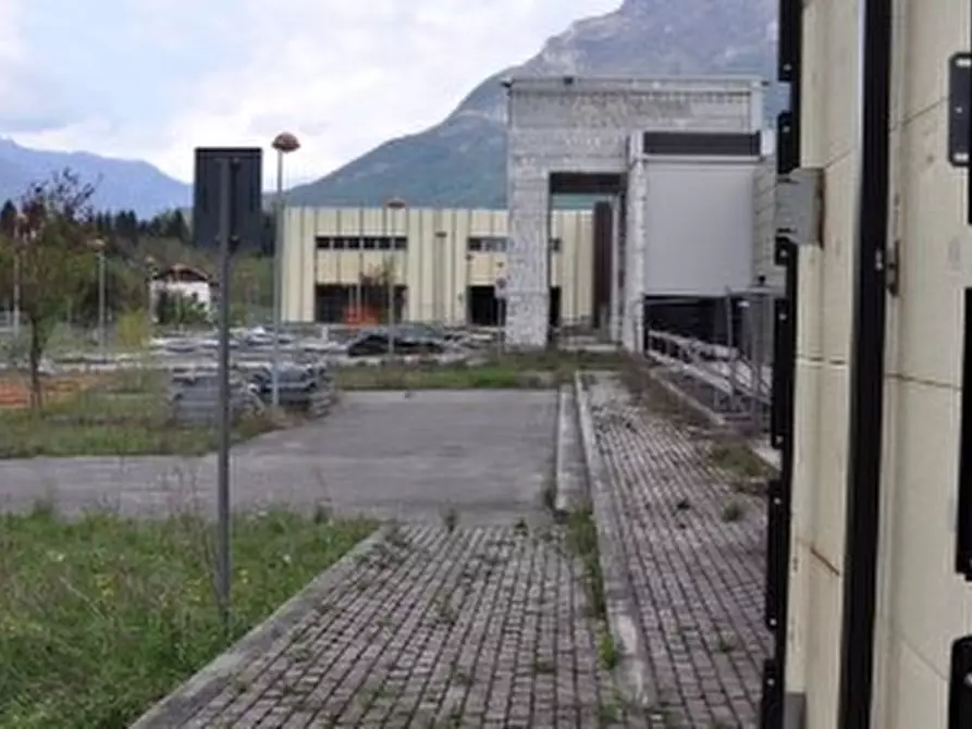 Immagine 3 di Capannone industriale in vendita  in Ponte delle Schiette a Ponte Nelle Alpi
