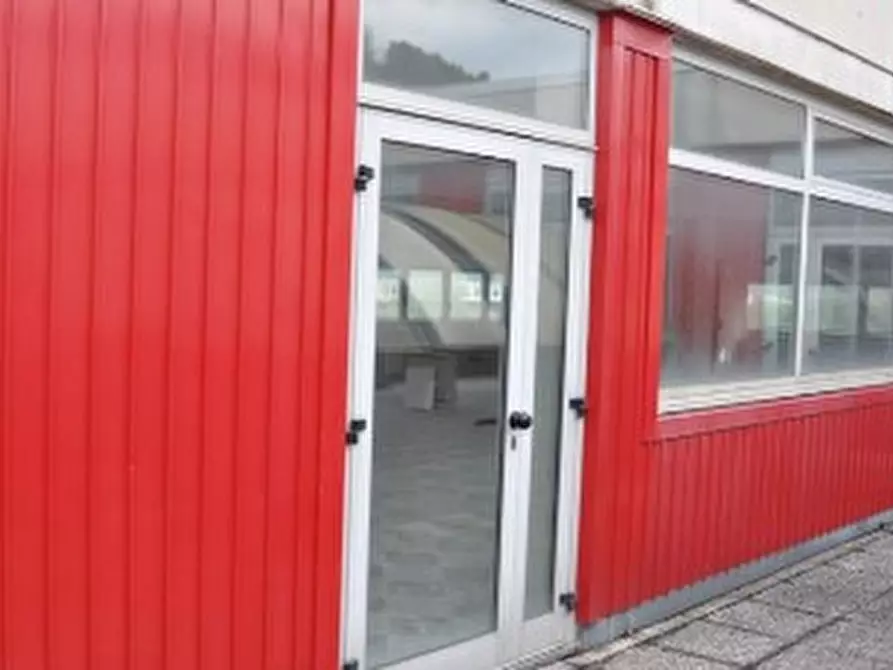 Immagine 4 di Capannone industriale in vendita  in Ponte delle Schiette a Ponte Nelle Alpi