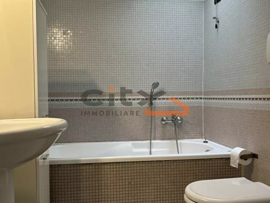 Immagine 18 di Appartamento in vendita  in Bassano del Grappa Via Verci a Bassano Del Grappa