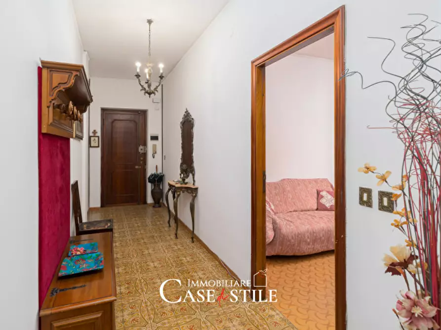 Immagine 2 di Appartamento in vendita  in Via Sobborgo Emiliano, 31 a Sarzana