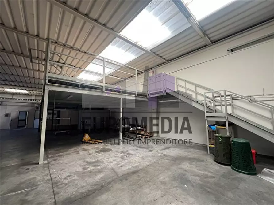Immagine 8 di Capannone industriale in affitto  in Via Roma, 1 a Montebello Vicentino