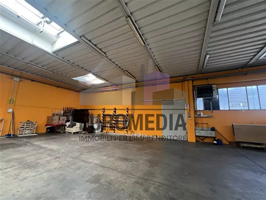 Immagine 10 di Capannone industriale in affitto  in Via Roma, 1 a Montebello Vicentino