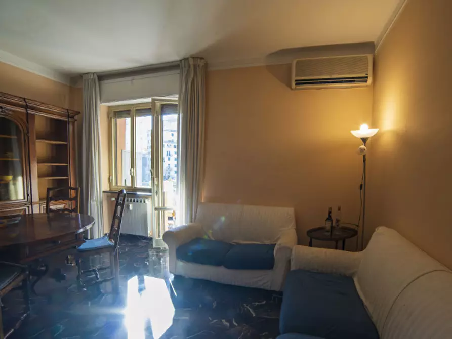 Immagine 5 di Appartamento in vendita  in Via Borzoli a Genova