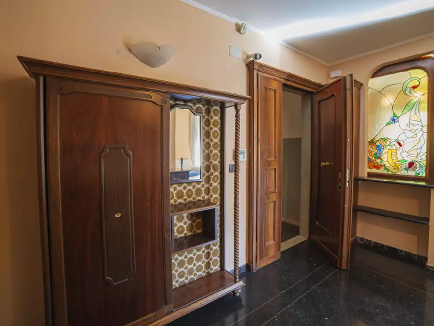 Immagine 14 di Appartamento in vendita  in Via Borzoli a Genova