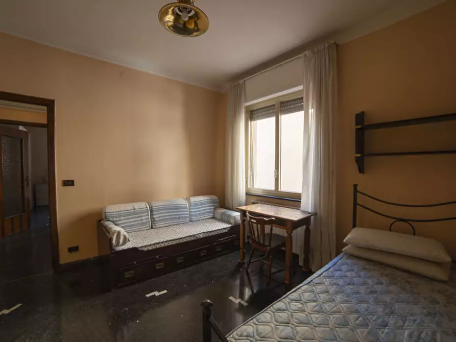 Immagine 18 di Appartamento in vendita  in Via Borzoli a Genova