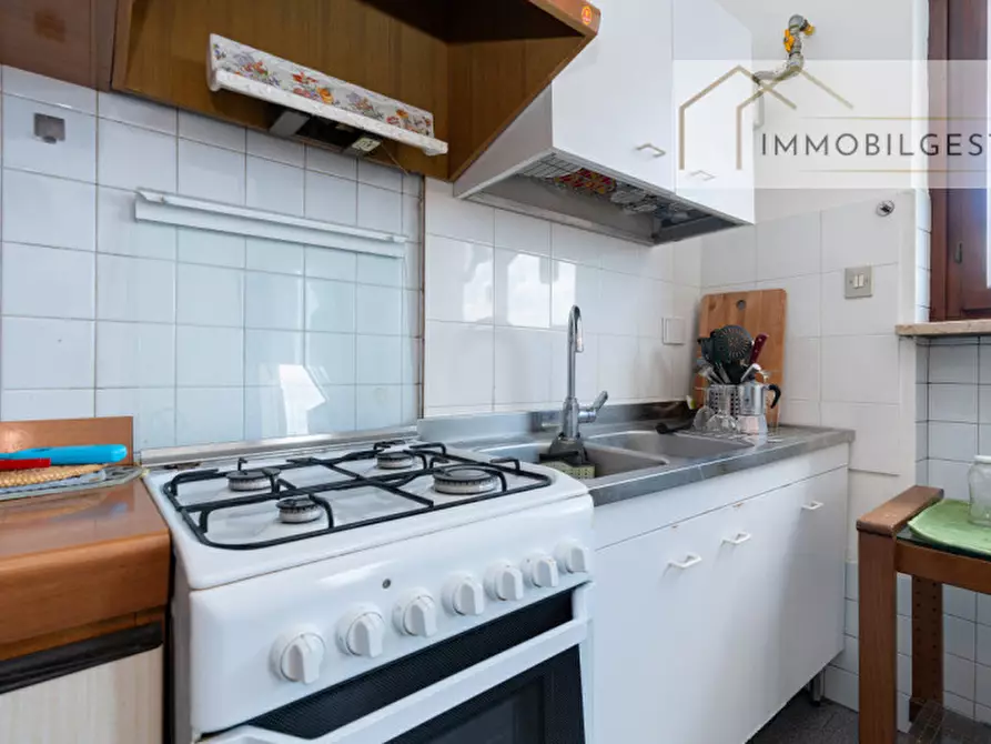 Immagine 3 di Appartamento in vendita  in Corso Trapani 7 a Torino